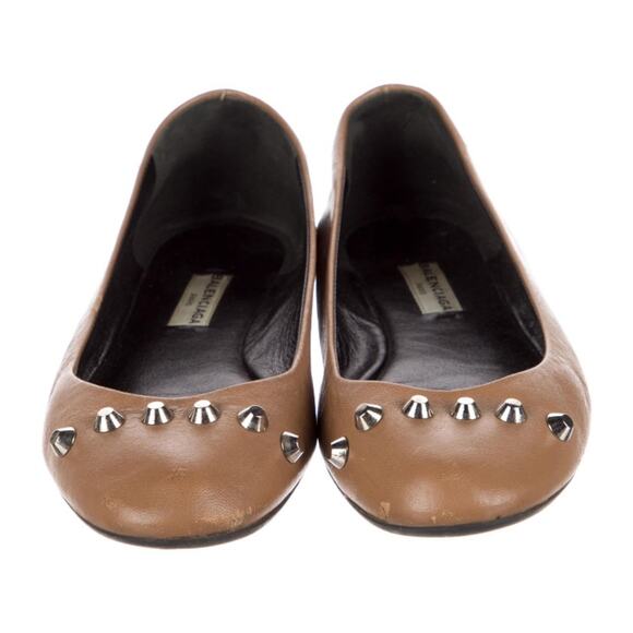 Balenciaga tan studded flats - Picture 3 of 6